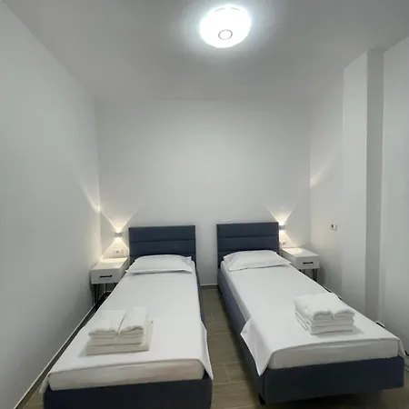 Geri Apartment
